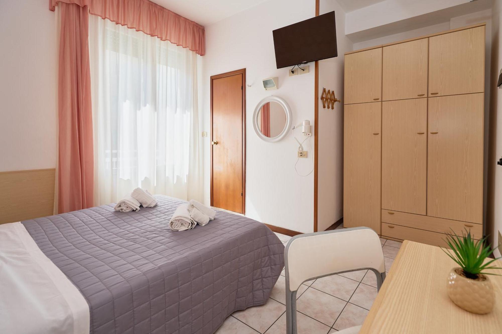 Hotel Jolanda Bellaria-Igea Marina Exteriér fotografie