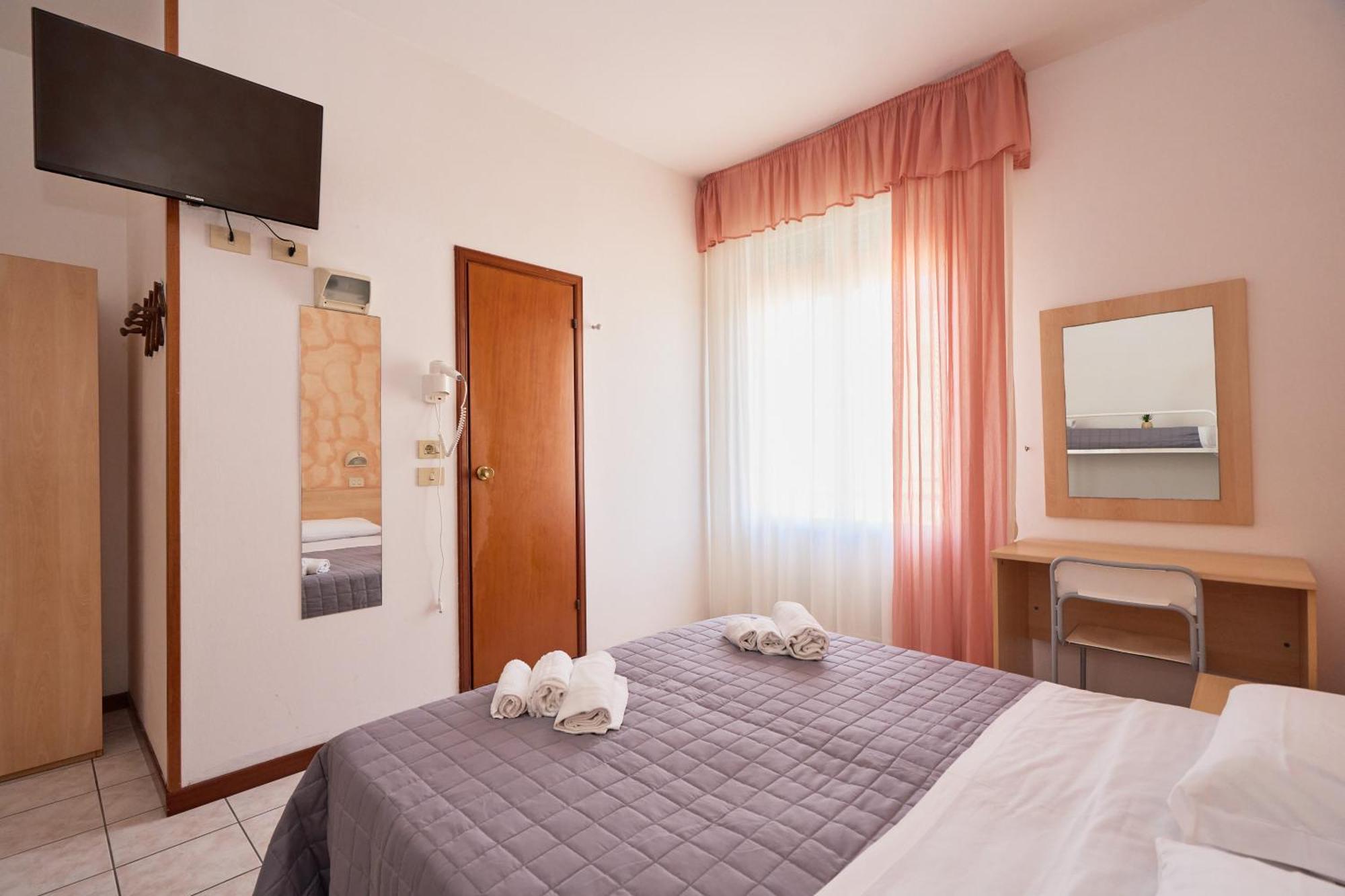 Hotel Jolanda Bellaria-Igea Marina Exteriér fotografie